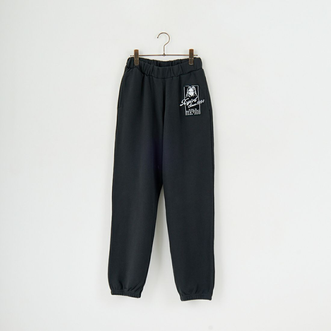 X-girl [エックスガール] フェイスボックスパッチ スウェットパンツ [105253031010] CHARCOAL