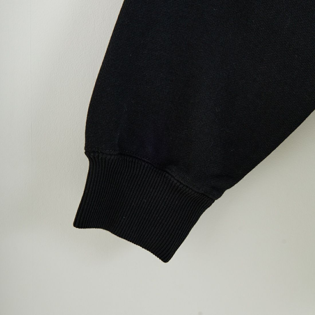 XLARGE [エクストララージ] オールドOG クルーネックスウェット [101253012002] BLACK