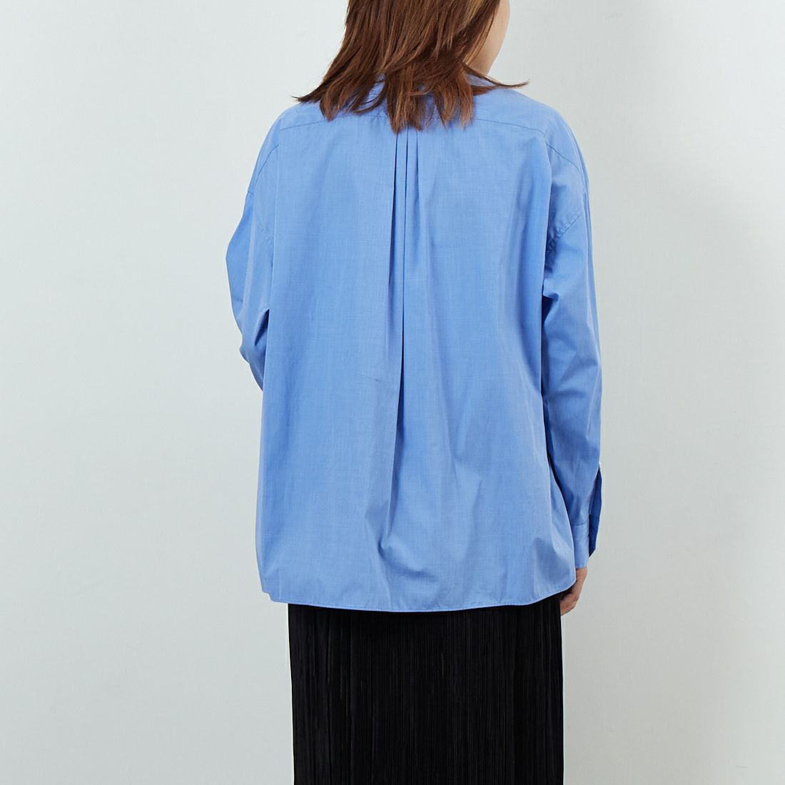 TICCA [ティッカ] ノーカラービブヨークシャツ [TBEA-102] BLUE &&モデル身長：167cm 着用サイズ：F&&