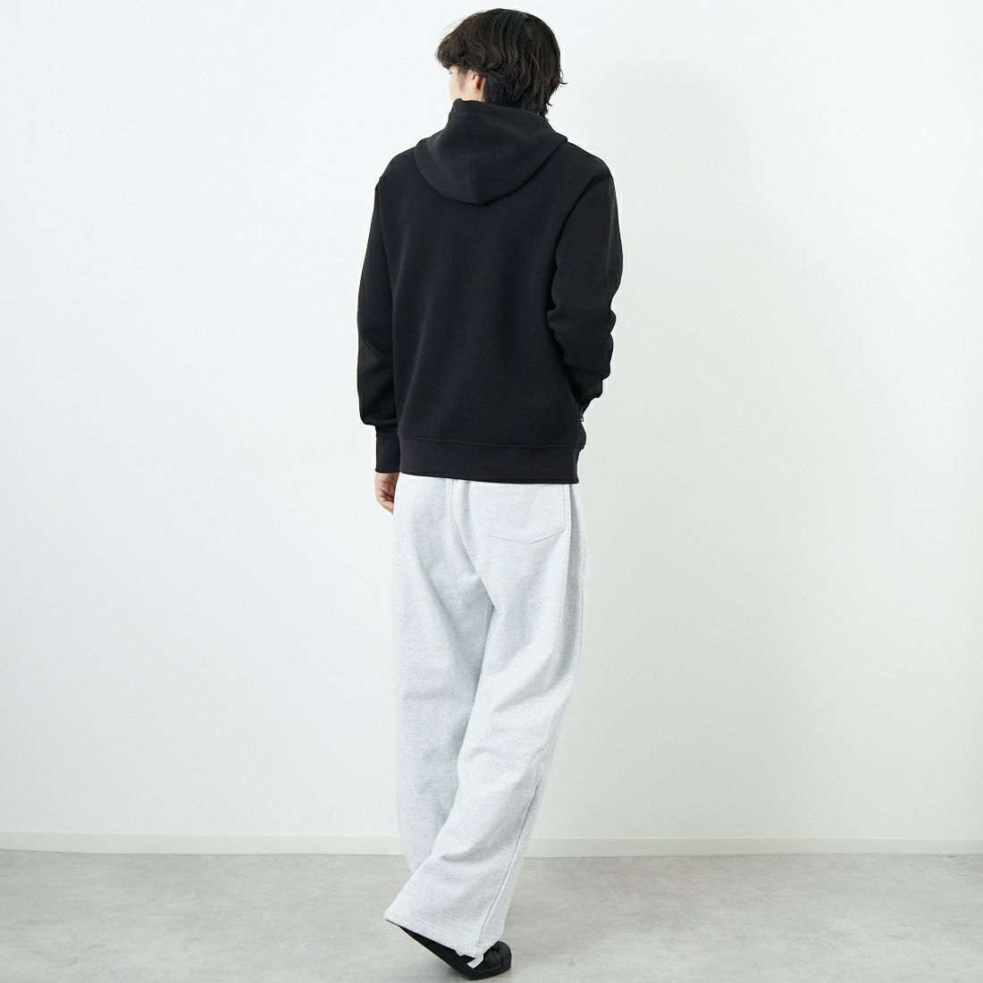 MACKAGE [マッカージュ] KRYSTOS ジップアップパーカー [10752707] BLACK &&モデル身長：179cm 着用サイズ：M&&