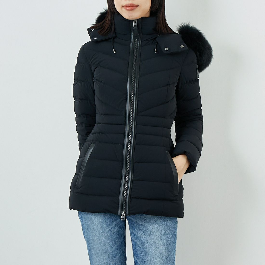 BLACK&&モデル身長：162cm 着用サイズ：XS&&