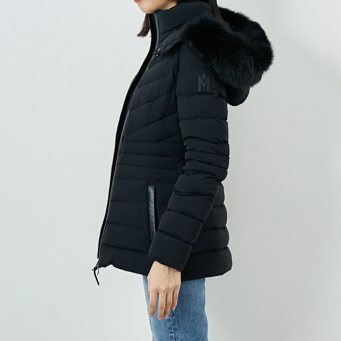 MACKAGE [マッカージュ] PATSY-BX ダウンジャケット [11752260] BLACK &&モデル身長：162cm 着用サイズ：XS&&