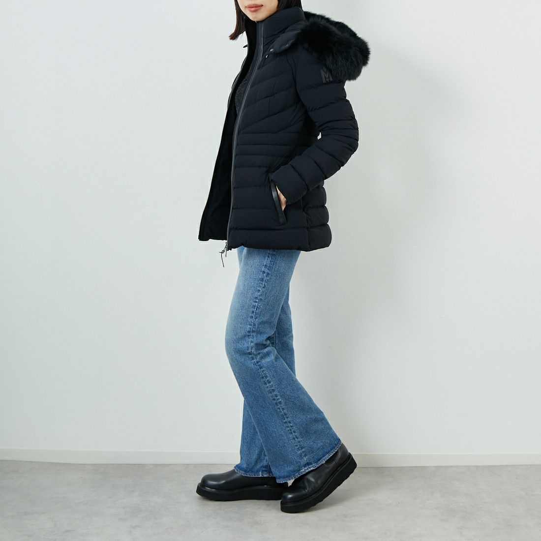 MACKAGE [マッカージュ] PATSY-BX ダウンジャケット [11752260] BLACK &&モデル身長：162cm 着用サイズ：XS&&