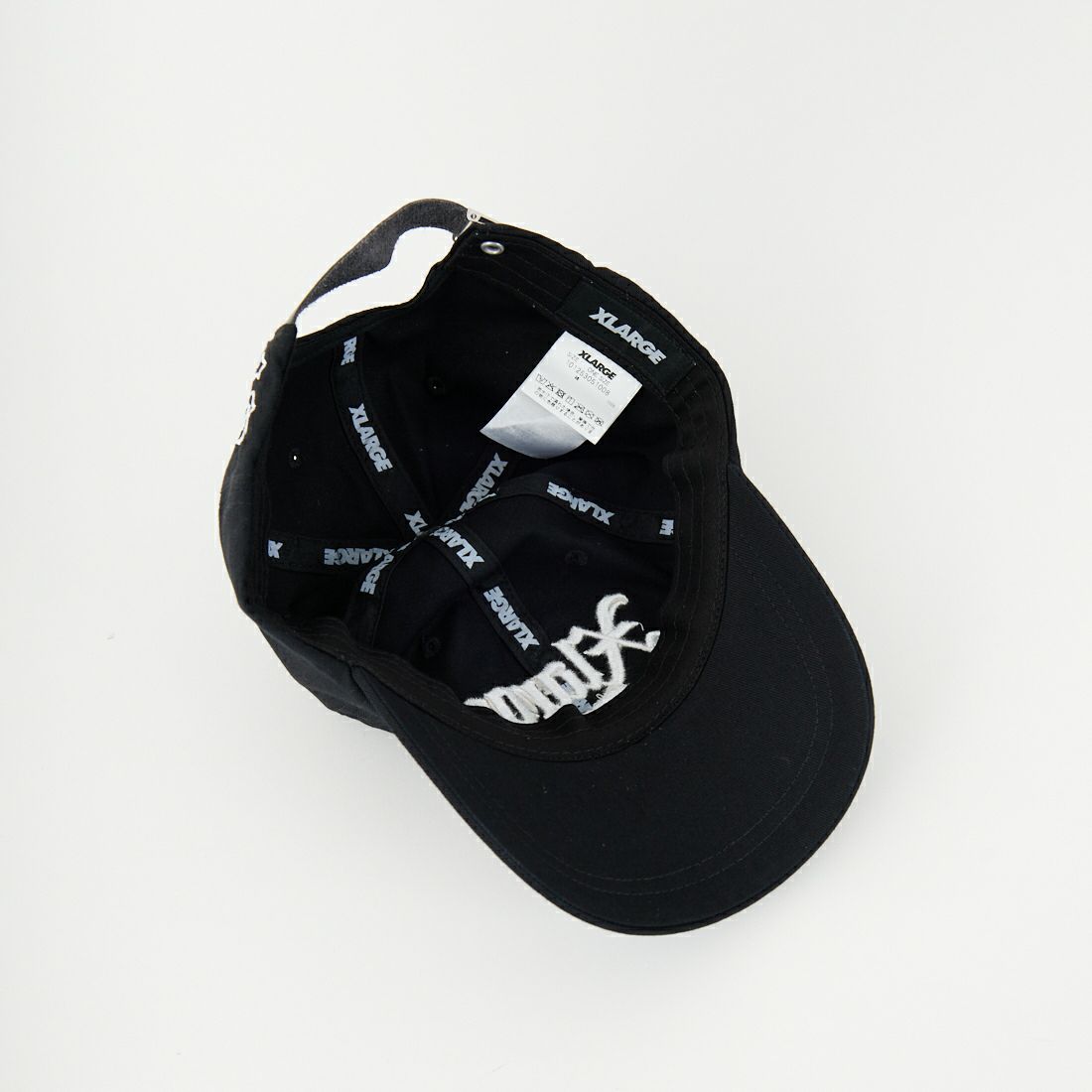 XLARGE [エクストララージ] オールドイングリッシュ 6パネルキャップ [101253051008] BLACK