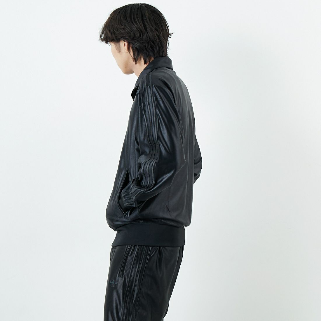 adidas Originals [アディダス オリジナルス] ファイヤーバード メタリックトラックトップ [I8613] JW5960 &&モデル身長：179cm 着用サイズ：M&&