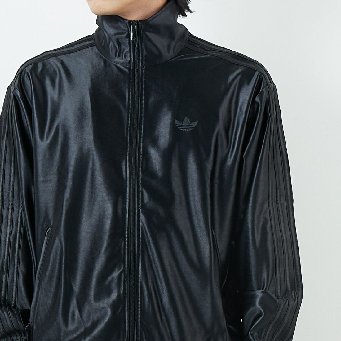 adidas Originals [アディダス オリジナルス] ファイヤーバード メタリックトラックトップ [I8613] JW5960 &&モデル身長：179cm 着用サイズ：M&&