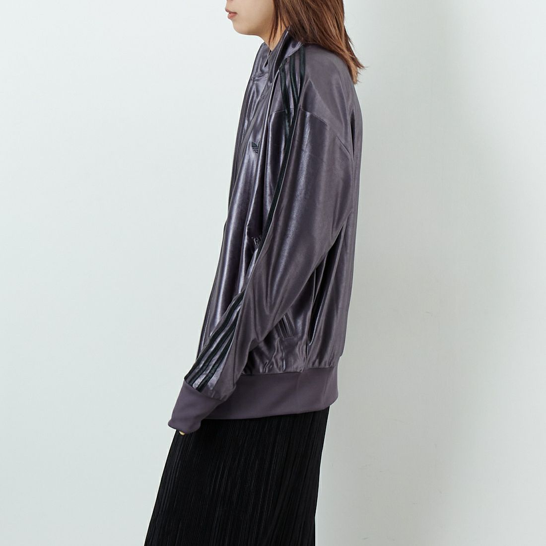 adidas Originals [アディダス オリジナルス] ファイヤーバード メタリックトラックトップ [I8613] JX1496 &&モデル身長：167cm 着用サイズ：XS&&