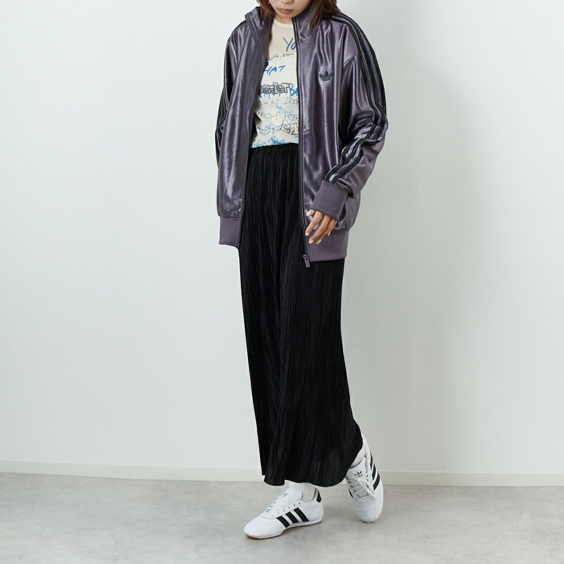 adidas Originals [アディダス オリジナルス] ファイヤーバード メタリックトラックトップ [I8613] JX1496 &&モデル身長：167cm 着用サイズ：XS&&