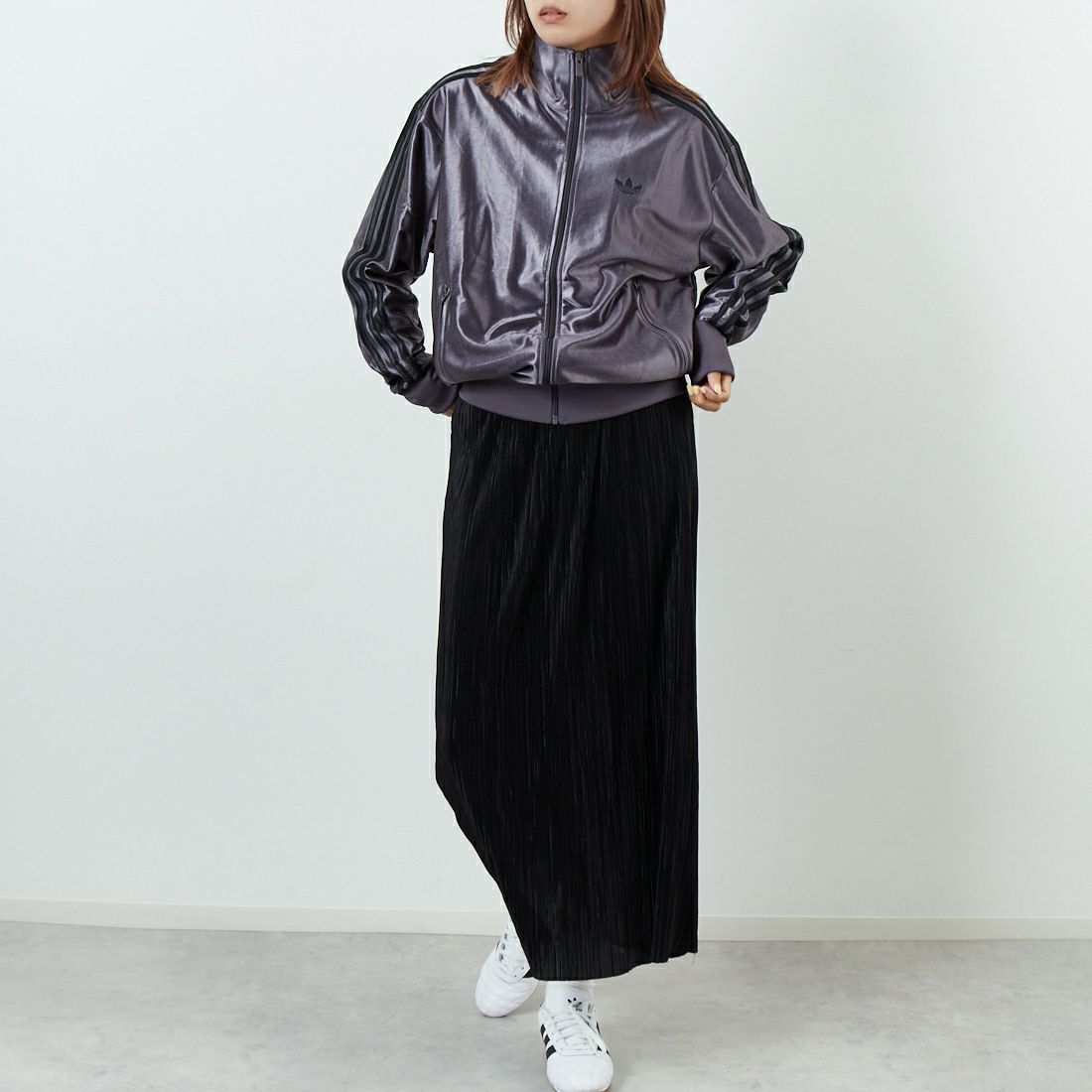 adidas Originals [アディダス オリジナルス] ファイヤーバード メタリックトラックトップ [I8613] JX1496 &&モデル身長：167cm 着用サイズ：XS&&