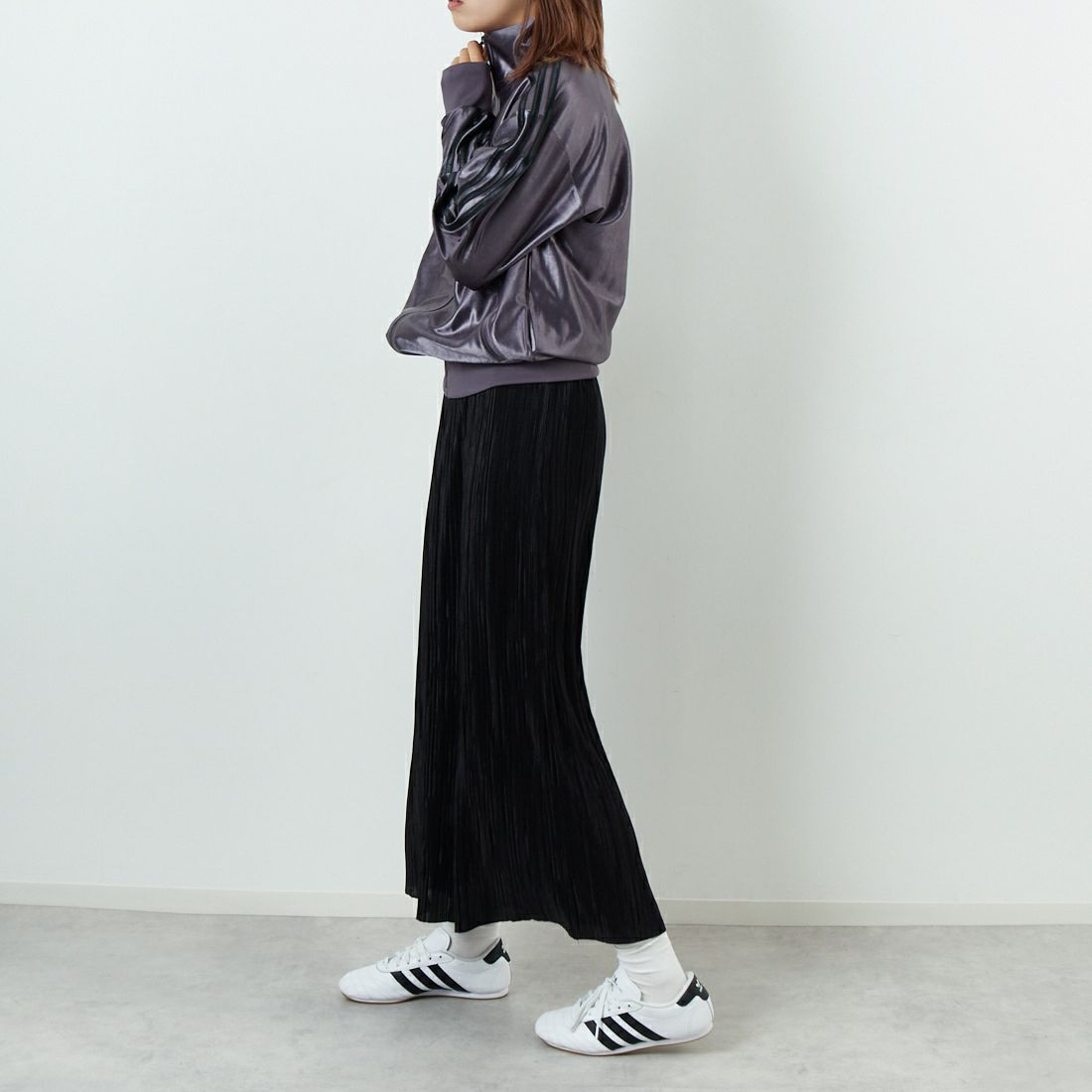 adidas Originals [アディダス オリジナルス] ファイヤーバード メタリックトラックトップ [I8613] JX1496 &&モデル身長：167cm 着用サイズ：XS&&