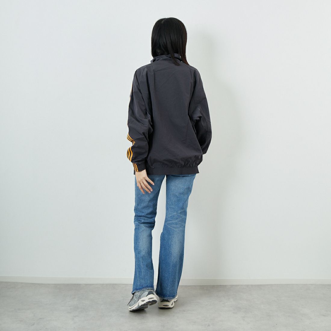 adidas Originals [アディダス オリジナルス] マンチェスター・ユナイテッドFC TERRACE ICONハーフジップジャケット [JUS88] JN2825 &&モデル身長：162cm 着用サイズ：M&&