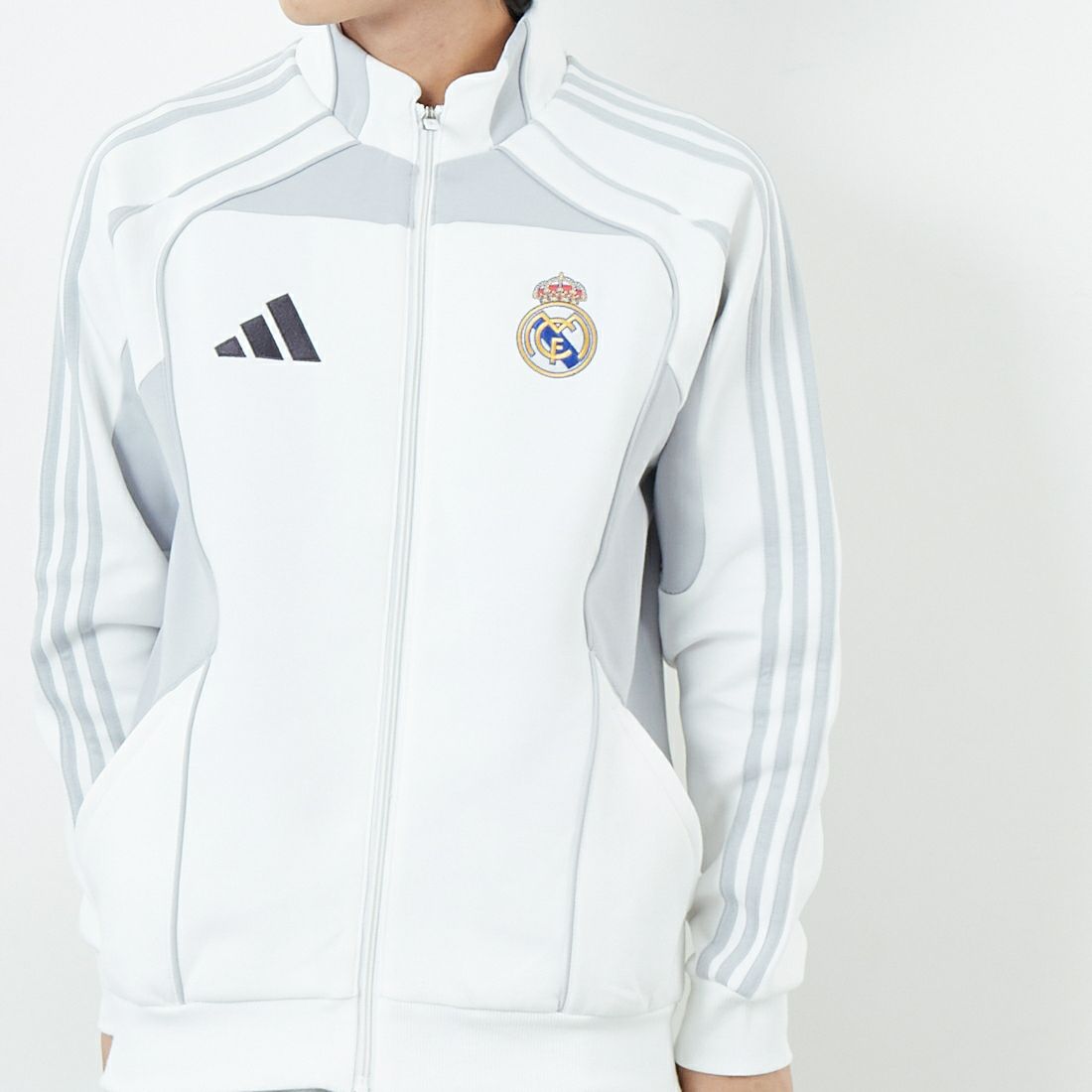 adidas Originals [アディダス オリジナルス] レアル･マドリード URBAN PURISTトラックトップ [KKW88] JN3069 &&モデル身長：179cm 着用サイズ：L&&