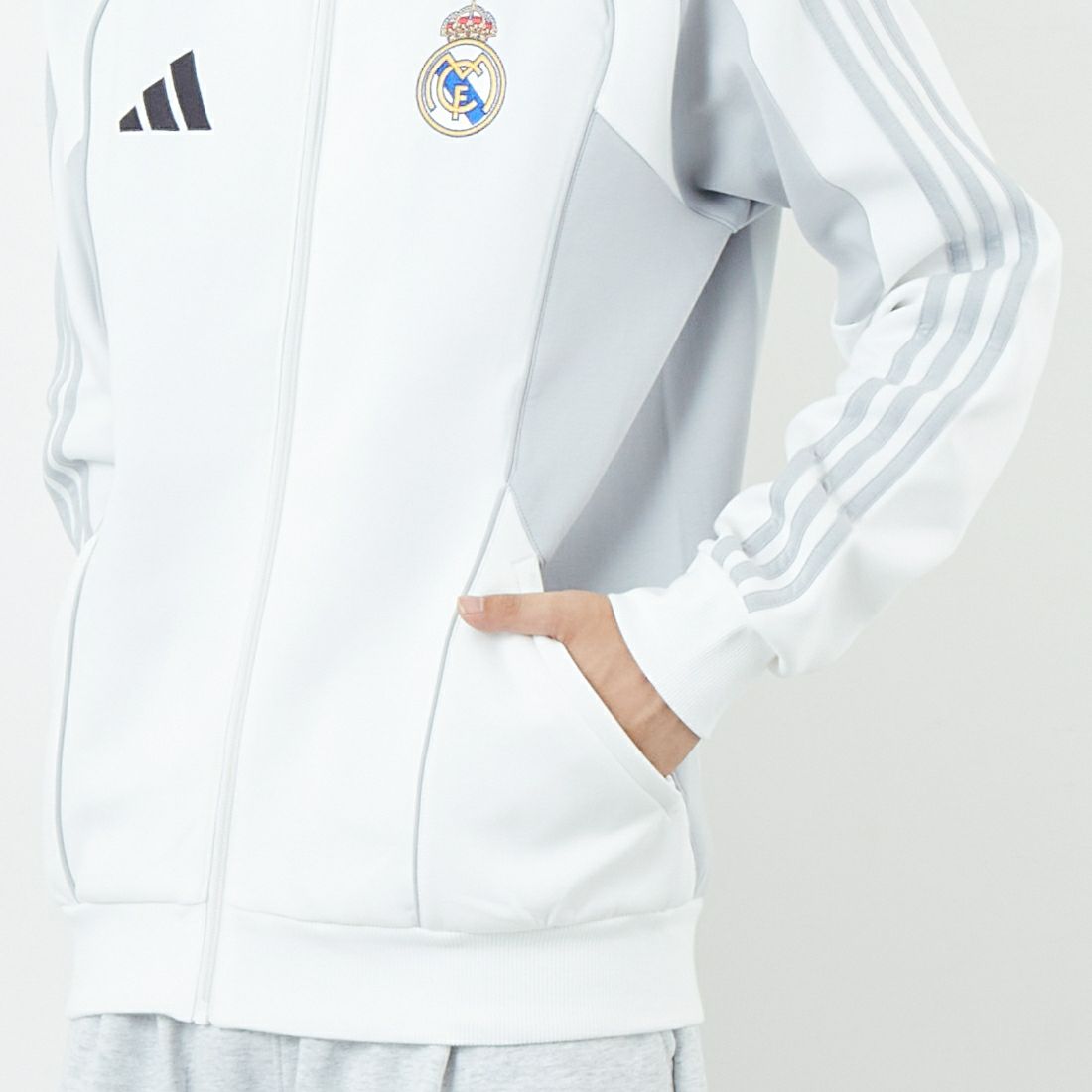 adidas Originals [アディダス オリジナルス] レアル･マドリード URBAN PURISTトラックトップ [KKW88] JN3069 &&モデル身長：179cm 着用サイズ：L&&