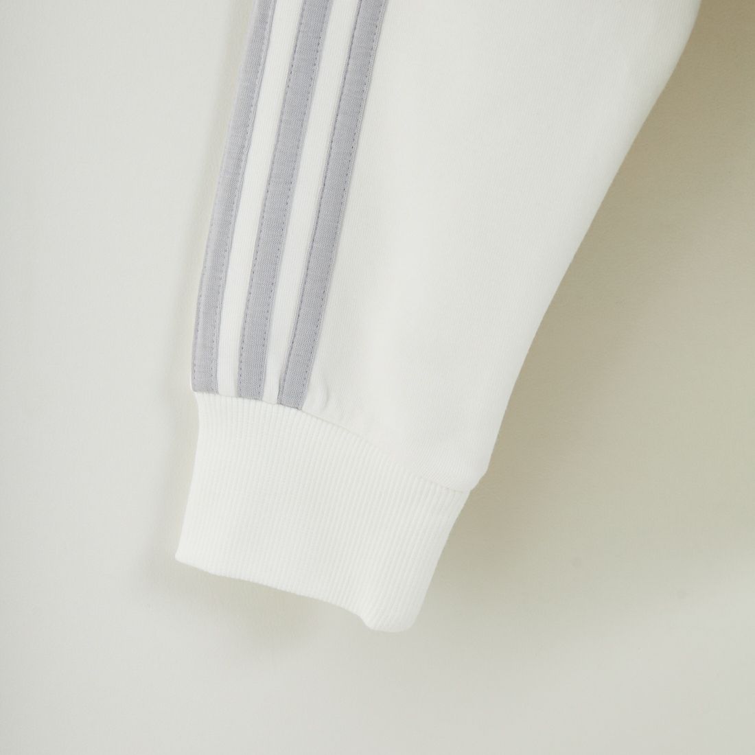 adidas Originals [アディダス オリジナルス] レアル･マドリード URBAN PURISTトラックトップ [KKW88] JN3069