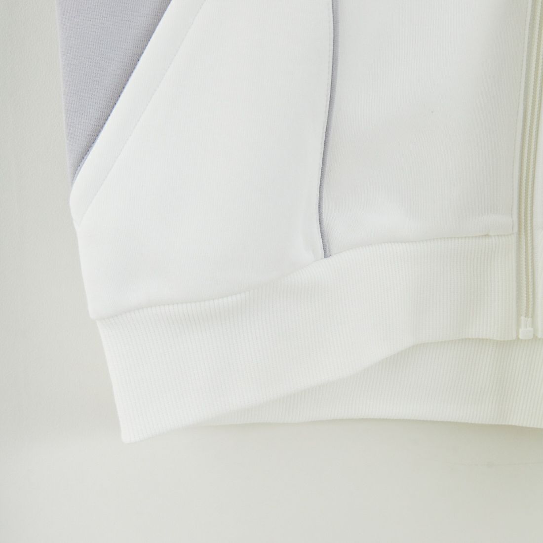 adidas Originals [アディダス オリジナルス] レアル･マドリード URBAN PURISTトラックトップ [KKW88] JN3069