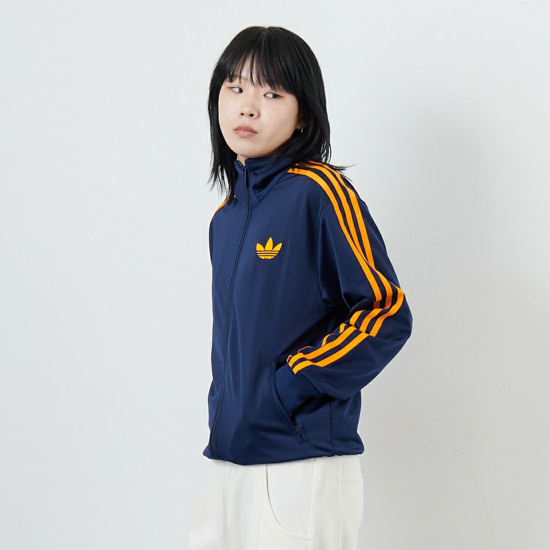 adidas Originals [アディダス オリジナルス] ファイヤーバード ルーズトラックトップ [KPT06] JW1247 &&モデル身長：167cm 着用サイズ：M&&