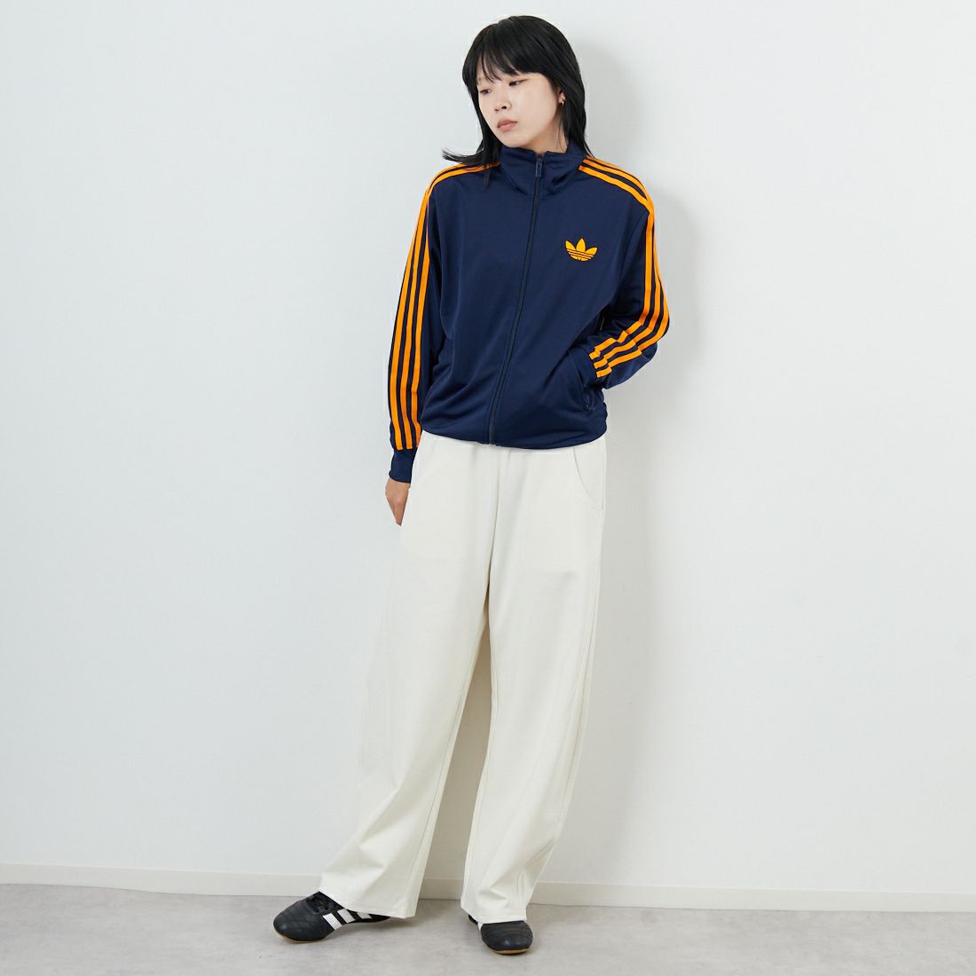 adidas Originals [アディダス オリジナルス] ファイヤーバード ルーズトラックトップ [KPT06] JW1247 &&モデル身長：167cm 着用サイズ：M&&