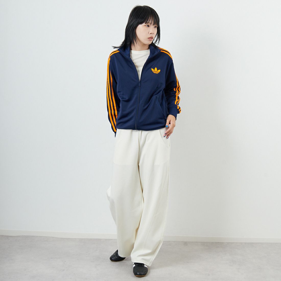 adidas Originals [アディダス オリジナルス] ファイヤーバード ルーズトラックトップ [KPT06] JW1247 &&モデル身長：167cm 着用サイズ：M&&