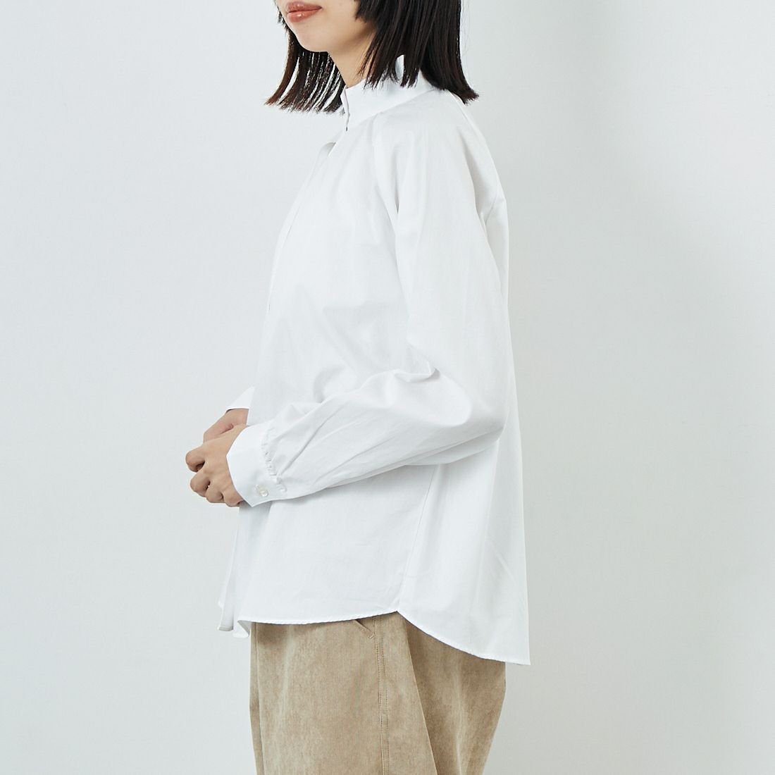 Commencement [コメンスメント] スタンドシャツ [C-314] WHITE &&モデル身長：162cm 着用サイズ：F&&