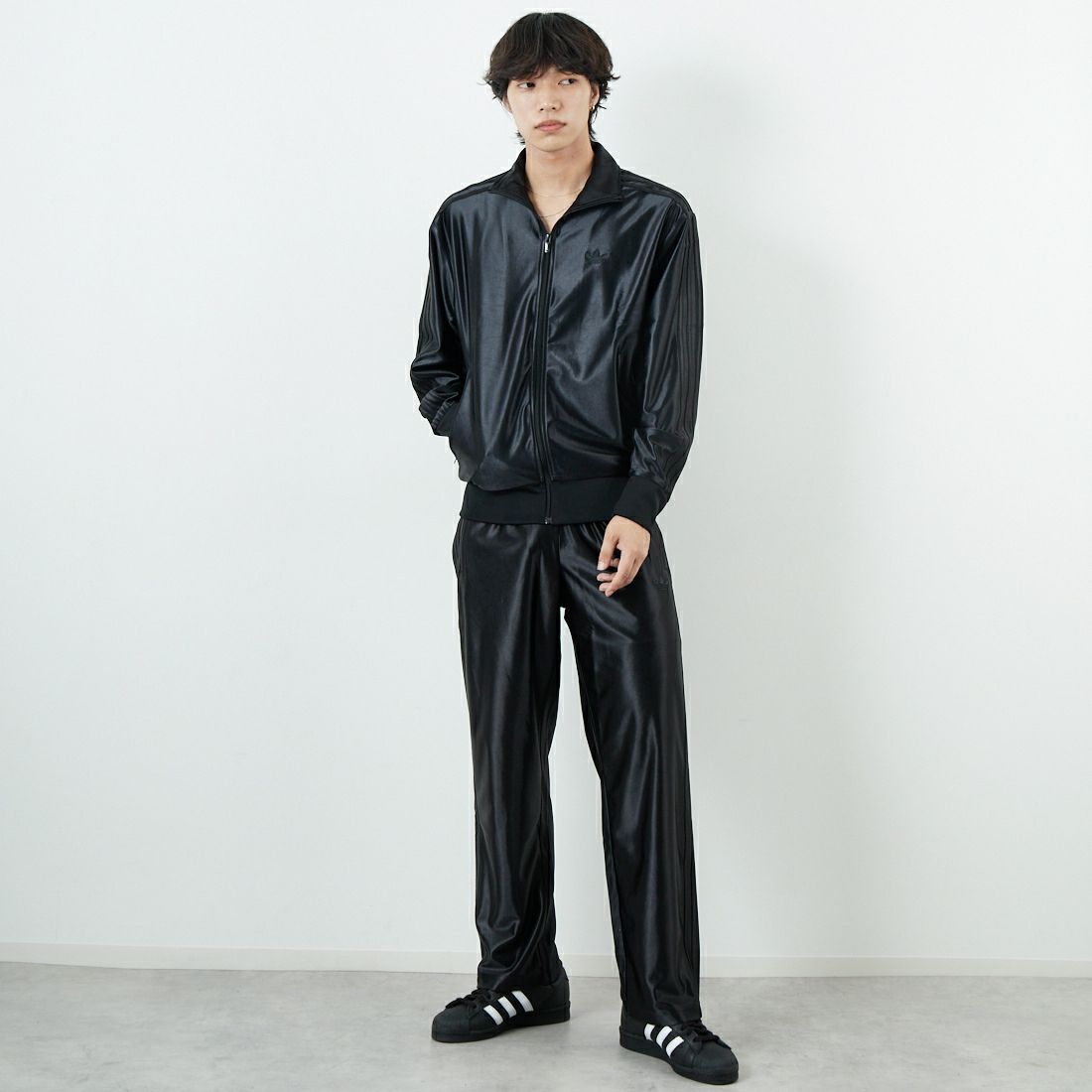 adidas Originals [アディダス オリジナルス] ファイヤーバード メタリックトラックパンツ [R1097] JX1494 &&モデル身長：179cm 着用サイズ：L&&