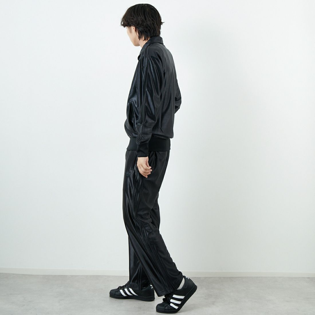 adidas Originals [アディダス オリジナルス] ファイヤーバード メタリックトラックパンツ [R1097] JX1494 &&モデル身長：179cm 着用サイズ：L&&