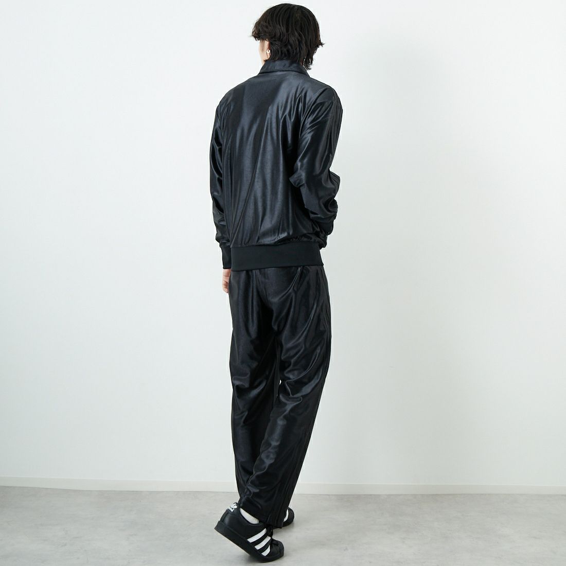 adidas Originals [アディダス オリジナルス] ファイヤーバード メタリックトラックパンツ [R1097] JX1494 &&モデル身長：179cm 着用サイズ：L&&