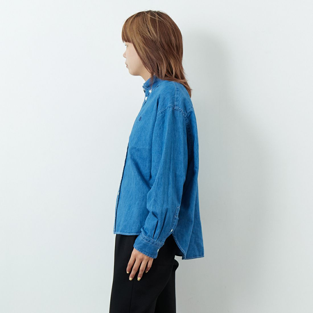 Gymphlex [ジムフレックス] ライトデニム ショートボタンダウンシャツ [GY-B0198SDM] BLEACH BLU &&モデル身長：167cm 着用サイズ：14&&