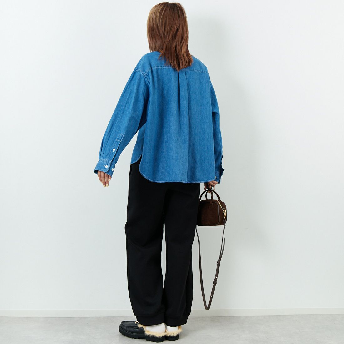 Gymphlex [ジムフレックス] ライトデニム ショートボタンダウンシャツ [GY-B0198SDM] BLEACH BLU &&モデル身長：167cm 着用サイズ：14&&