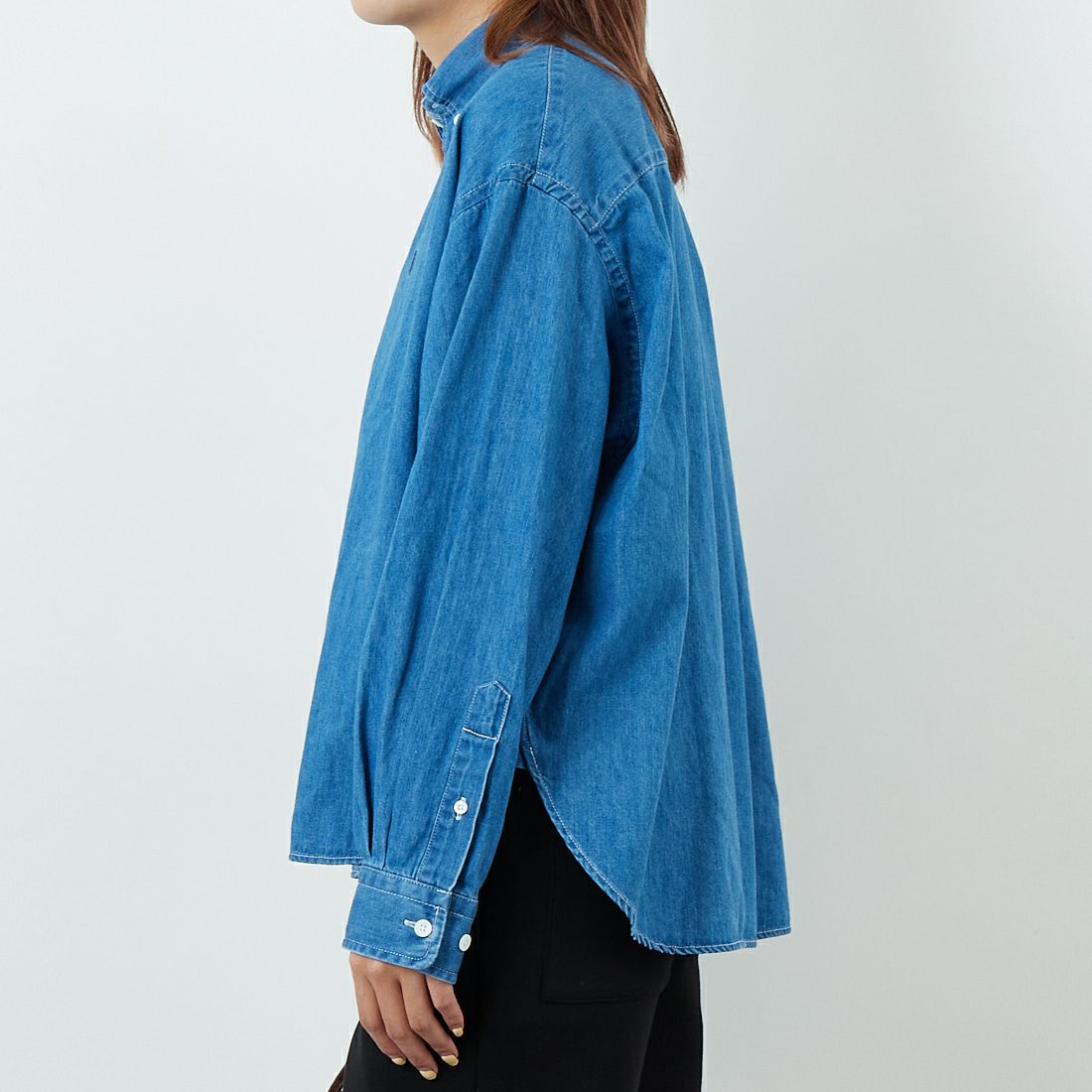 Gymphlex [ジムフレックス] ライトデニム ショートボタンダウンシャツ [GY-B0198SDM] BLEACH BLU &&モデル身長：167cm 着用サイズ：14&&