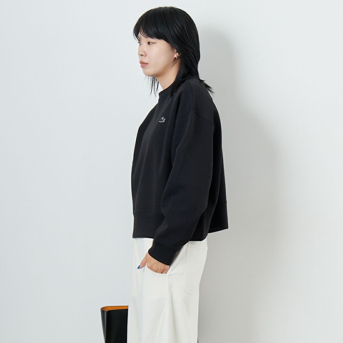LACOSTE [ラコステ] オーバーサイズクルーネックスウェット [SF5614] 031 BLACK &&モデル身長：167cm 着用サイズ：36&&