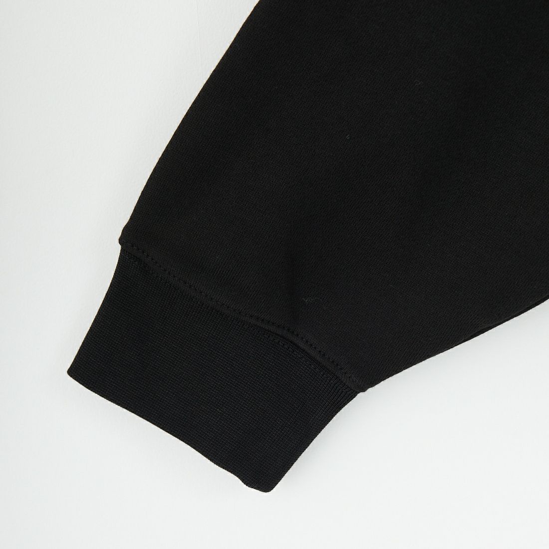 LACOSTE [ラコステ] ロゴパッチスウェットフーディ [SF7607] 031 BLACK