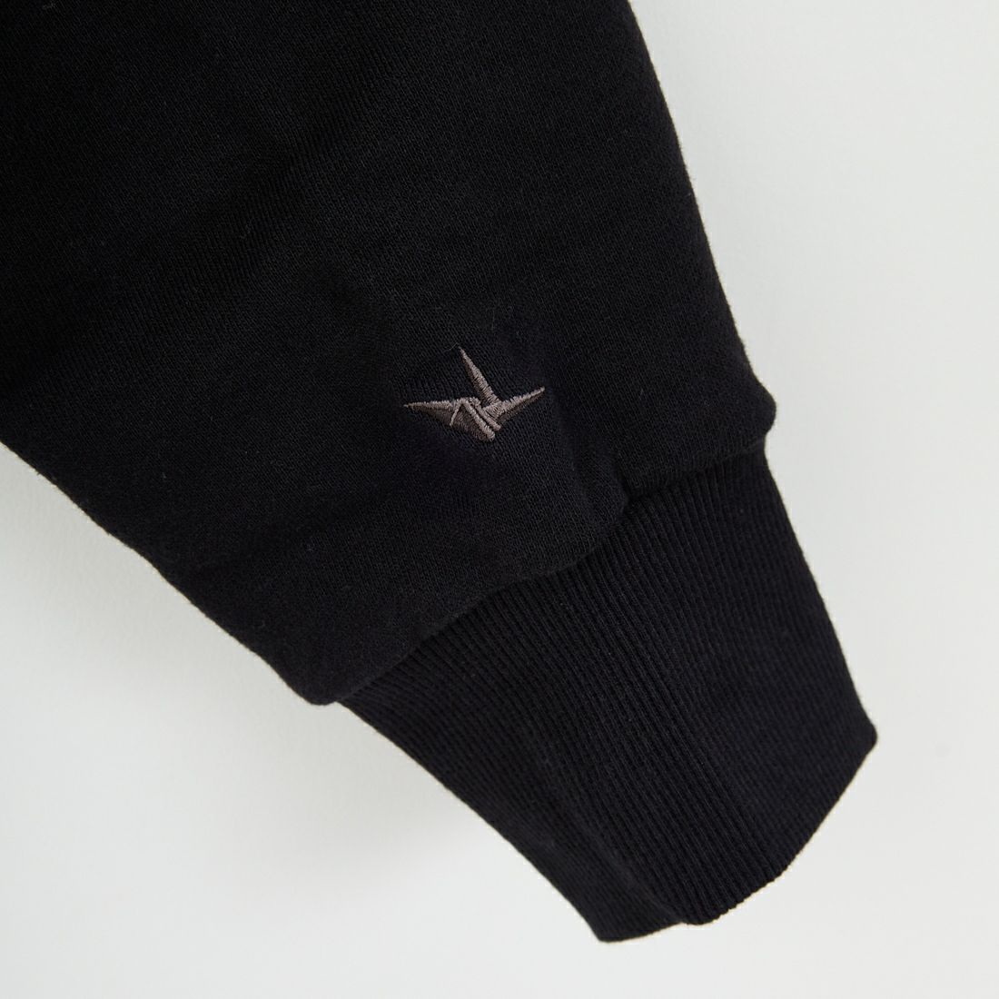 1PIU1UGUALE3 RELAX [ウノ ピゥ ウノ ウグァーレ トレ] グラデーションラインストーン スウェットパーカー [USO-25155] SN90 BLACK