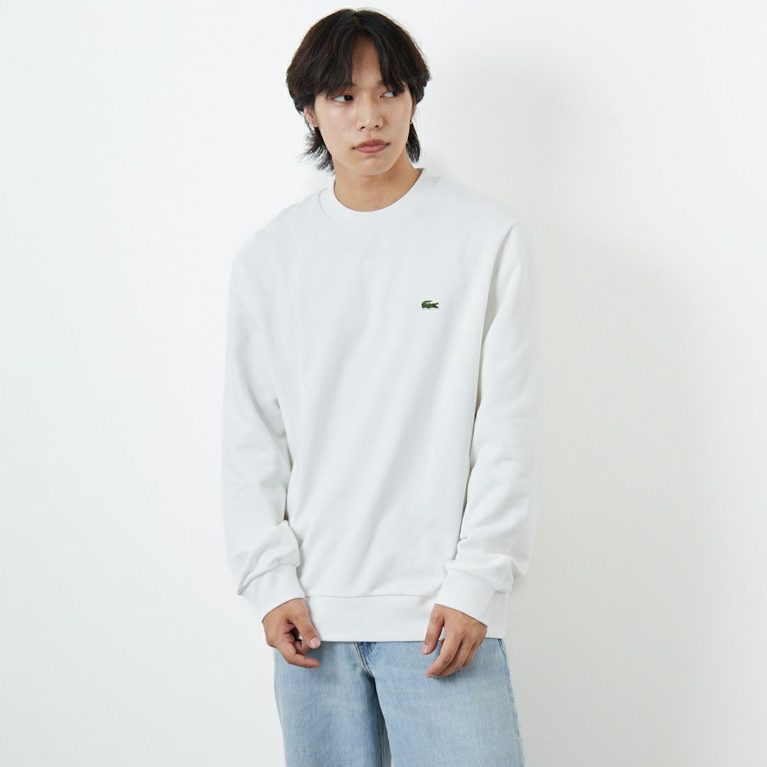 LACOSTE [ラコステ] エッセンシャルクルーネックスウェット [SH9801] 001 WHITE &&モデル身長：179cm 着用サイズ：6&&