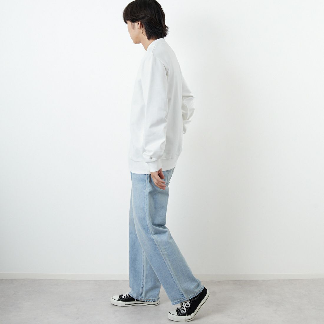 LACOSTE [ラコステ] エッセンシャルクルーネックスウェット [SH9801] 001 WHITE &&モデル身長：179cm 着用サイズ：6&&