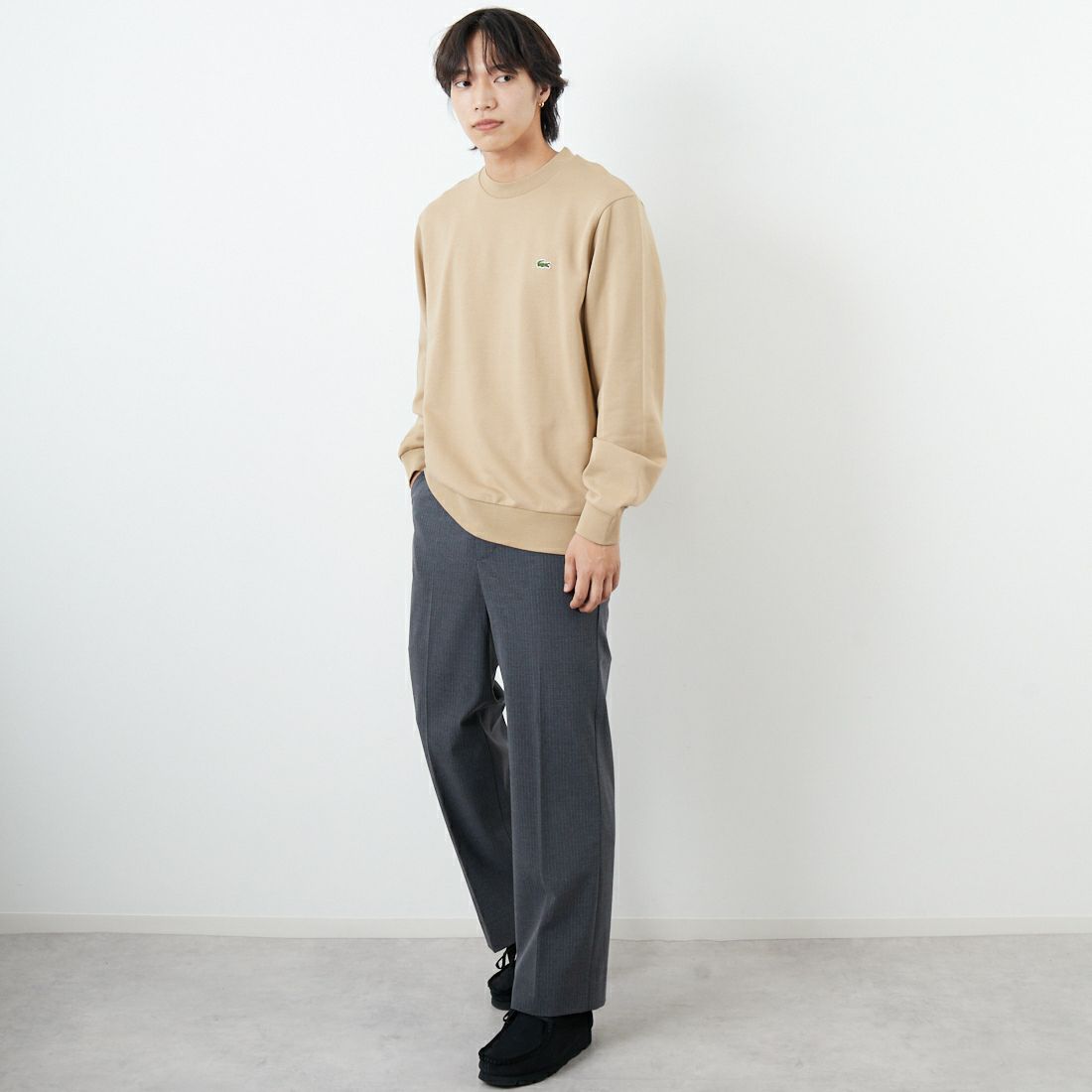 LACOSTE [ラコステ] エッセンシャルクルーネックスウェット [SH9801] 02S VIENNE &&モデル身長：179cm 着用サイズ：5&&