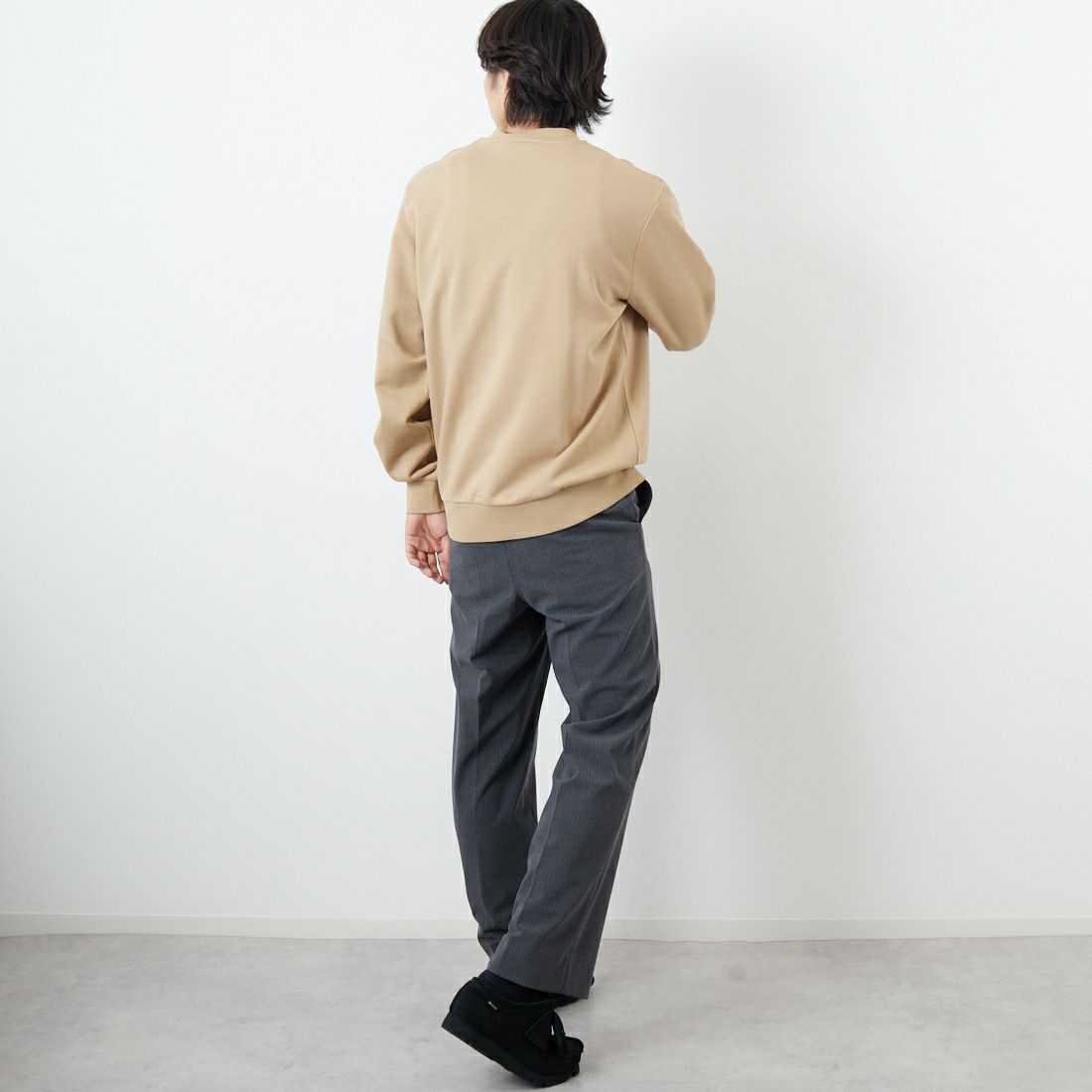 LACOSTE [ラコステ] エッセンシャルクルーネックスウェット [SH9801] 02S VIENNE &&モデル身長：179cm 着用サイズ：5&&