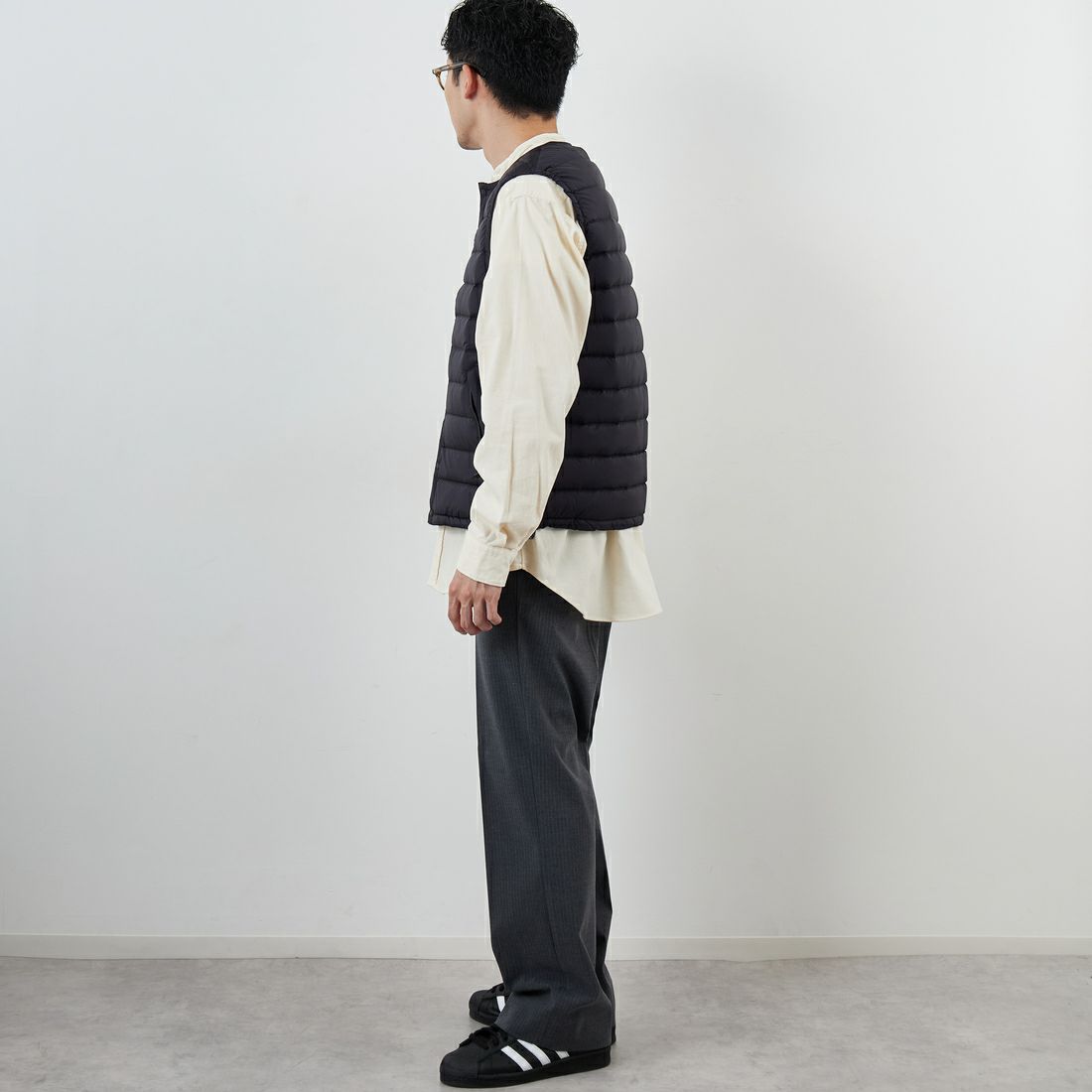 DANTON [ダントン] インナーダウン クルーネックベスト [DT-A0026RRT] BLACK &&モデル身長：168cm 着用サイズ：M&&