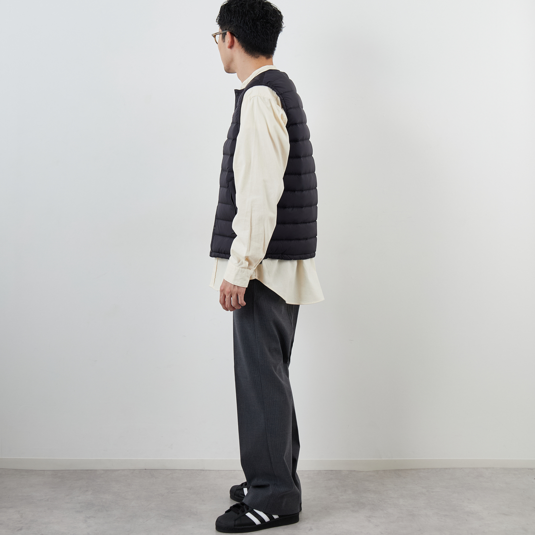 DANTON [ダントン] インナーダウン クルーネックベスト [DT-A0026RRT] BLACK &&モデル身長：168cm 着用サイズ：M&&