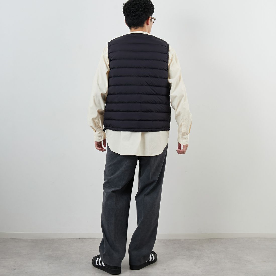 DANTON [ダントン] インナーダウン クルーネックベスト [DT-A0026RRT] BLACK &&モデル身長：168cm 着用サイズ：M&&