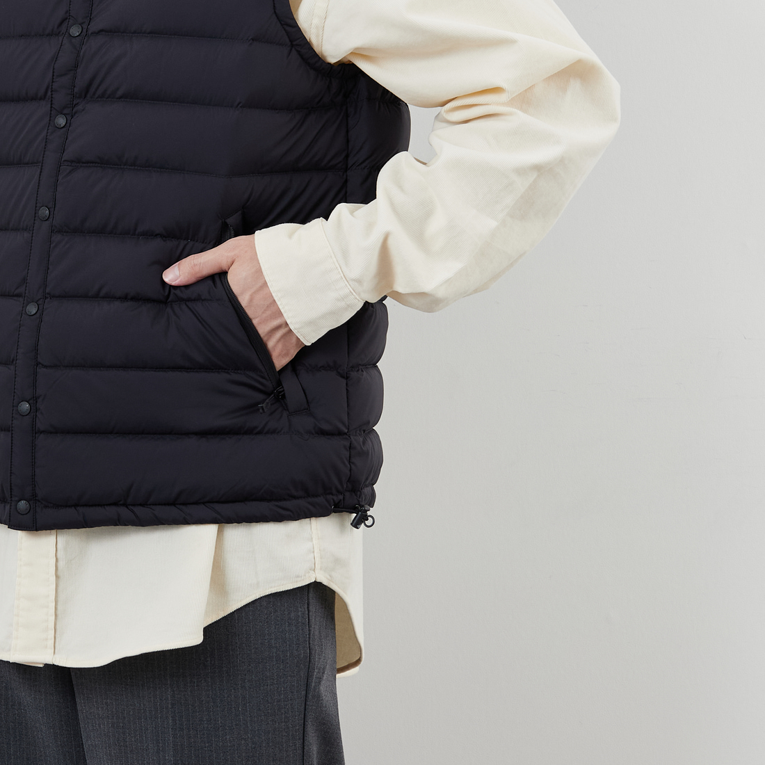 DANTON [ダントン] インナーダウン クルーネックベスト [DT-A0026RRT] BLACK &&モデル身長：168cm 着用サイズ：M&&