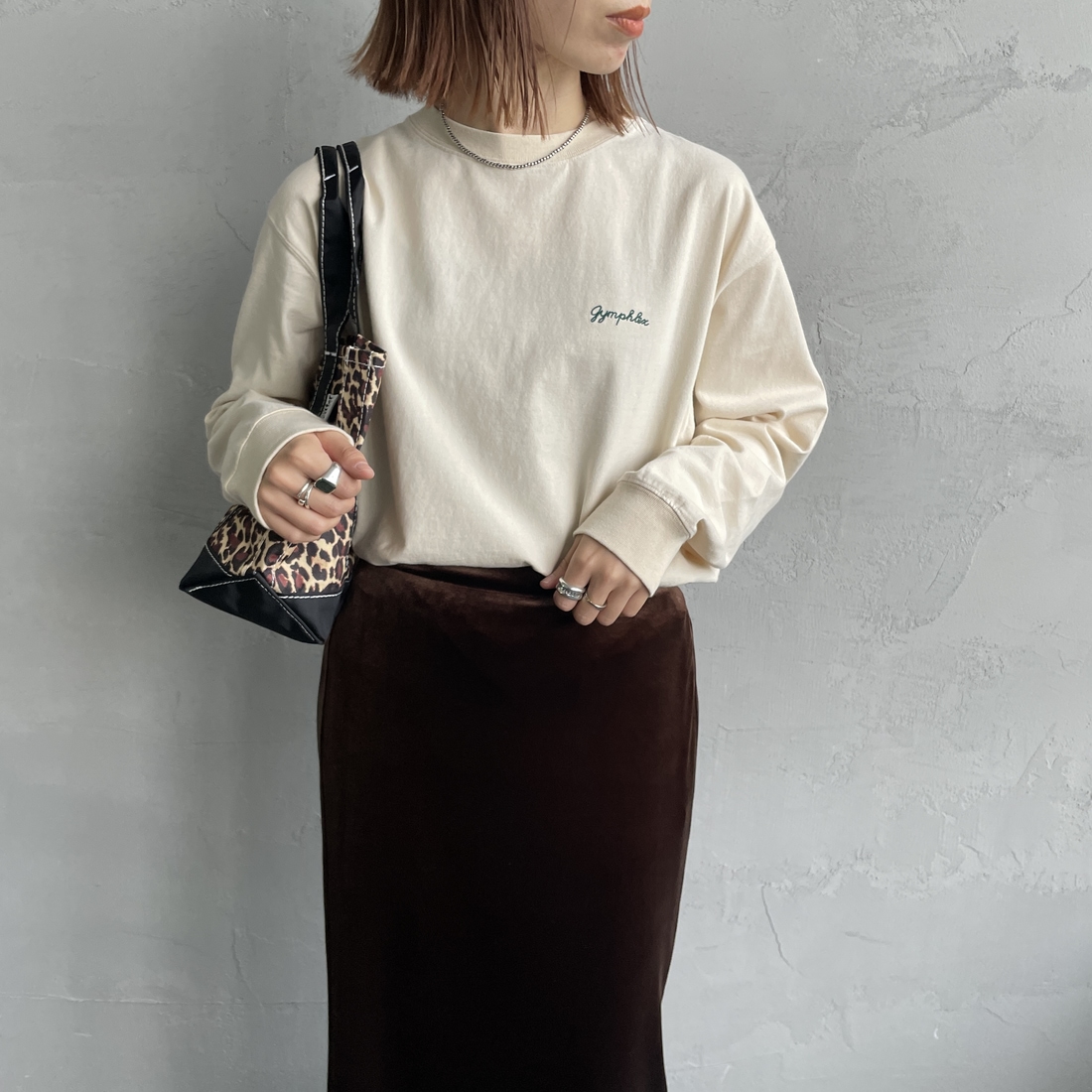 Gymphlex [ジムフレックス] クルーネックプルオーバー [GY-C0486HKT] ECRU &&モデル身長：158cm 着用サイズ：14&&