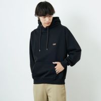 BLACK&&モデル身長：179cm 着用サイズ：L&&