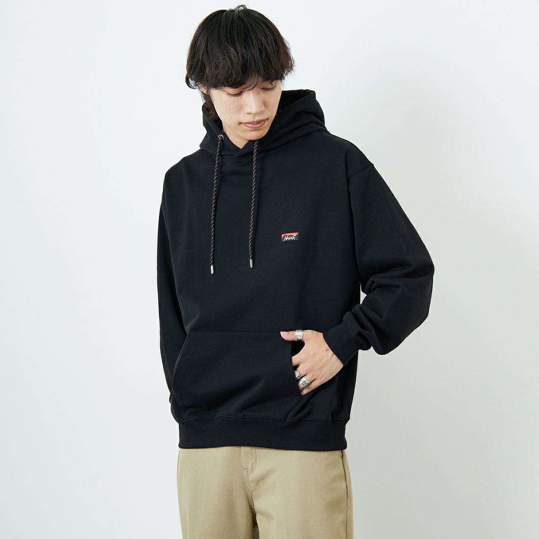 BLACK&&モデル身長：179cm 着用サイズ：L&&