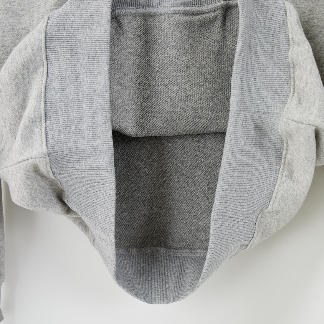 JEANSFACTORY × NANGA [ジーンズファクトリー × ナンガ] 別注 フードロゴ刺繍 スウェットパーカー [NW2504-JF] GRAY
