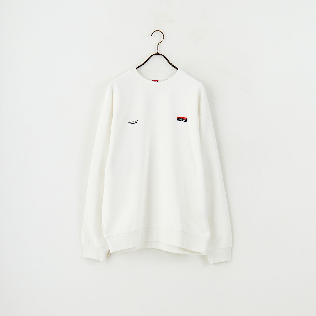 JEANSFACTORY × NANGA [ジーンズファクトリー × ナンガ] 別注 バック刺繍ロゴ クルーネックスウェット [NW2505-JF] WHITE