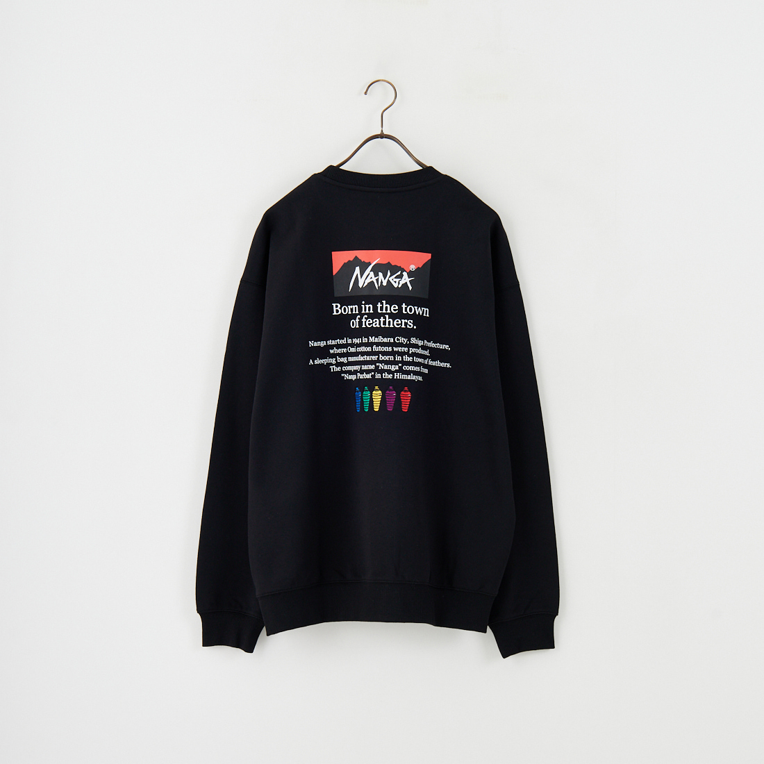 JEANSFACTORY × NANGA [ジーンズファクトリー × ナンガ] 別注 ヒストリーロゴ バックプリントスウェット [NW2506-JF] BLACK