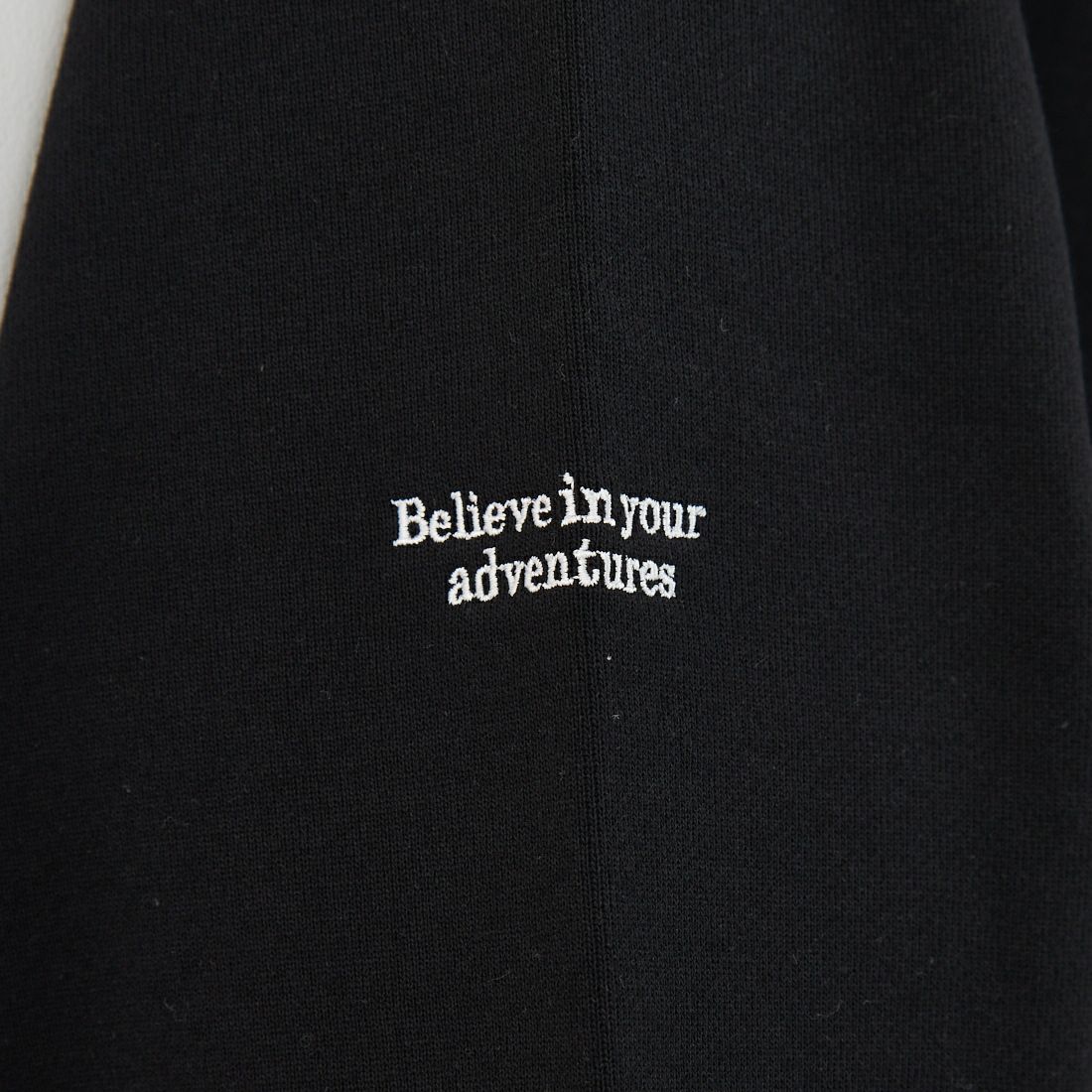 JEANSFACTORY × NANGA [ジーンズファクトリー × ナンガ] 別注 ワンポイント刺繍ロゴ ドローコードスウェット [NW2507-JF] BLACK