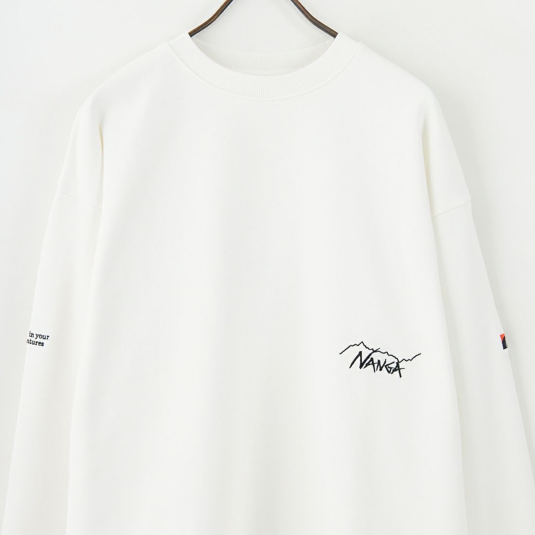 JEANSFACTORY × NANGA [ジーンズファクトリー × ナンガ] 別注 ワンポイント刺繍ロゴ ドローコードスウェット [NW2507-JF] WHITE