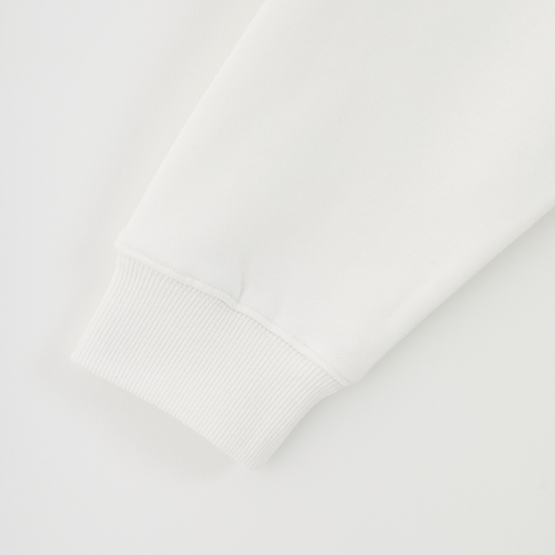 JEANSFACTORY × NANGA [ジーンズファクトリー × ナンガ] 別注 ワンポイント刺繍ロゴ ドローコードスウェット [NW2507-JF] WHITE