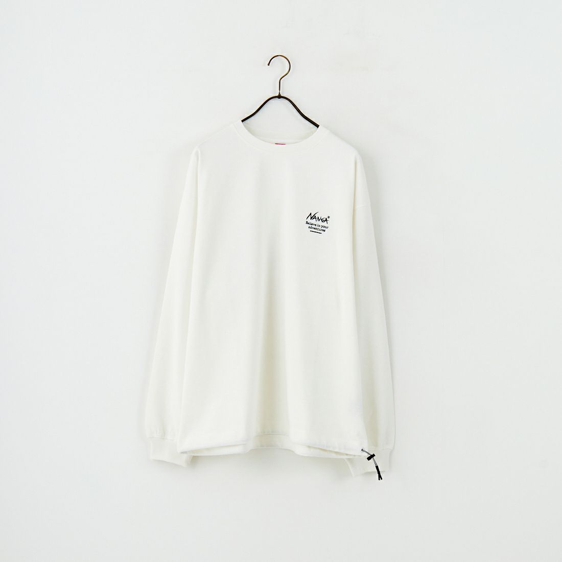 JEANSFACTORY × NANGA [ジーンズファクトリー × ナンガ] 別注 ブランドロゴ バックプリント ドローコード ロングスリーブTシャツ [NW2502-JF] WHITE